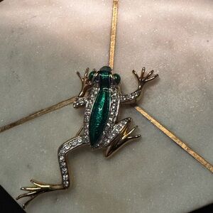Sparkling Green and Gold Frog Brooch
